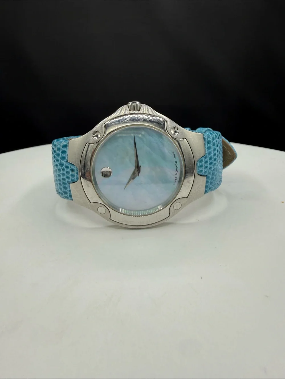 Movado SE Unisex Mother of Pearl Dial Factory Lizard Strap Watch
